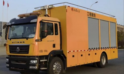汕德卡救險車