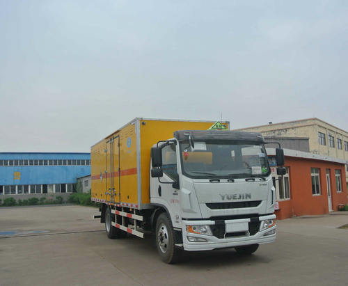 躍進(jìn)6.3米9.4噸雜項(xiàng)危險(xiǎn)物品廂式運(yùn)輸車